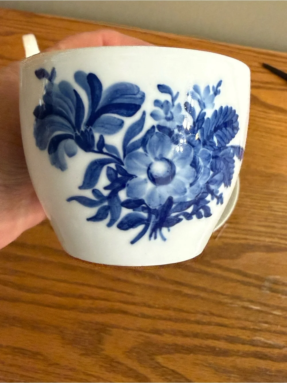 Vintage Pair 2 Sets Royal Copenhagen Blue Flowers Angular Cup Saucer Design 8193